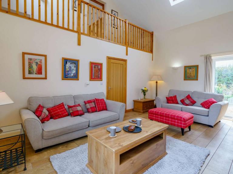Fully equipped lovely house with garden | Pets are welcome in Carlisle
