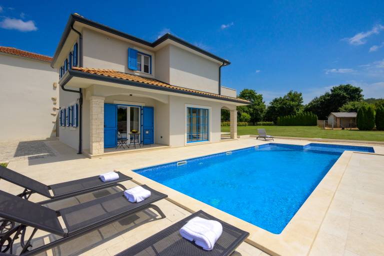 Vila  Jakačići