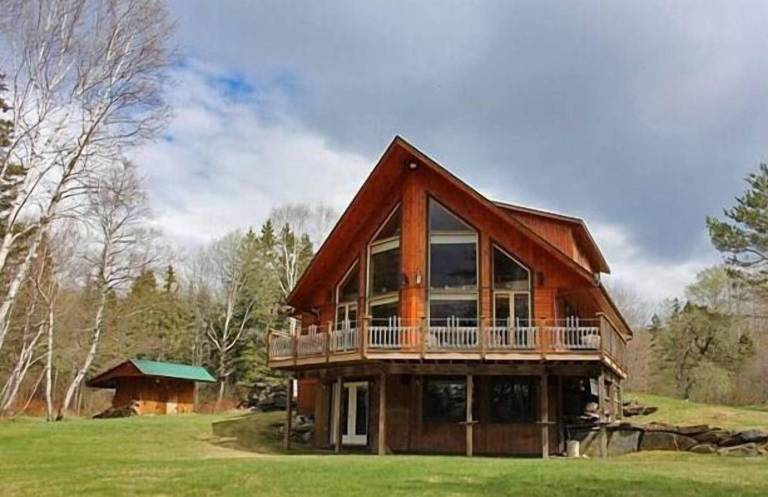 House  Rangeley