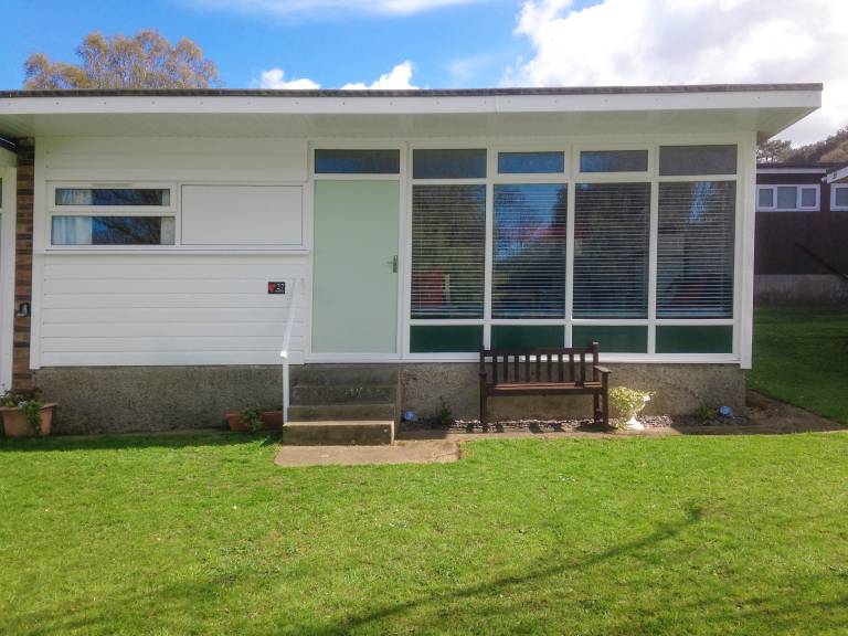 Family-friendly cottage with yard | Next to the beach | Pet-friendly in Cromer