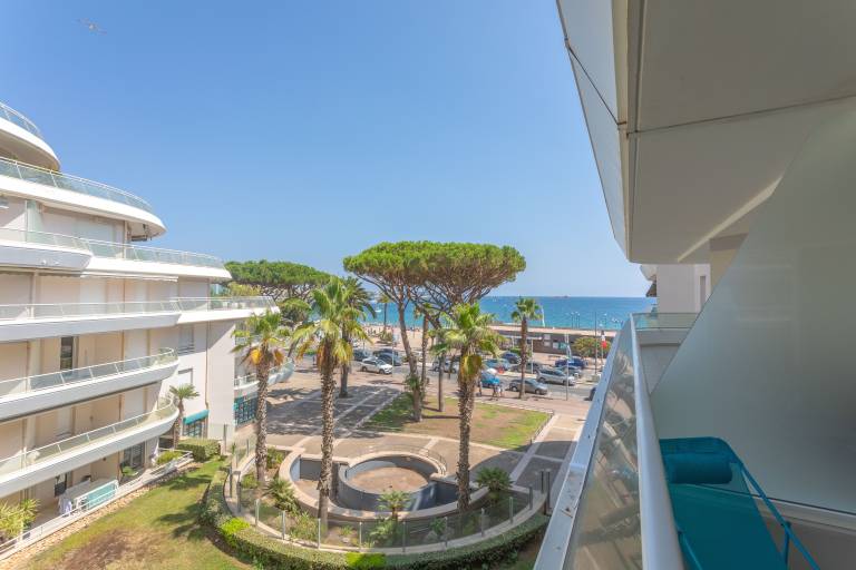 Rental apartment with terrace | Sea view — photo 3