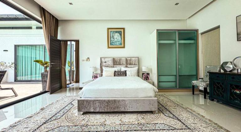 Villa with pool — photo 2