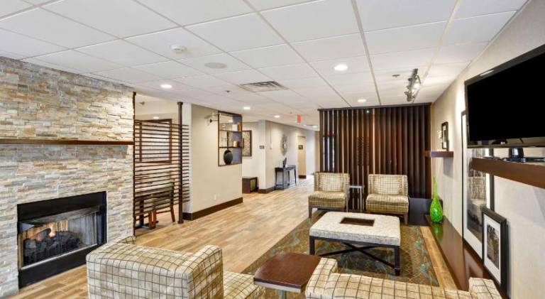 Hampton Inn Hendersonville — photo 5