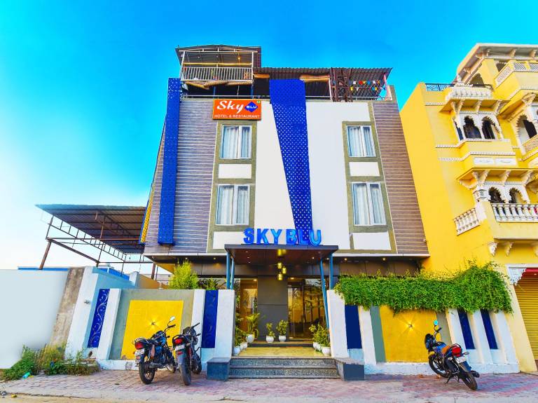 Hotel Sky Blu by Yansh Group — photo 4