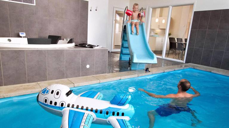 Child-friendly nice vacation home with garden, sauna & hot tub | Pets are welcome in Sønderborg