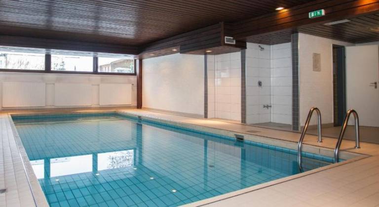 Holiday apartment with patio & private pool | Next to the ski | Pet-friendly — photo 3