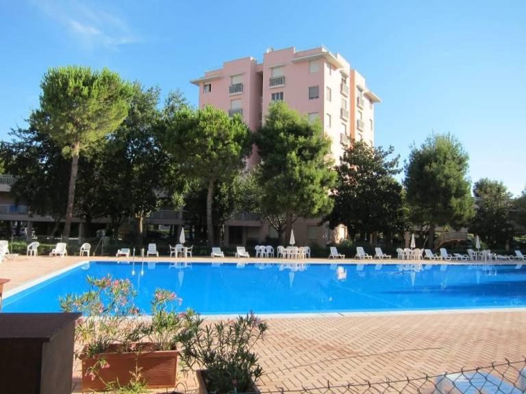 Child-friendly lovely holiday apartment with terrace & pool | Beach nearby | Pet-friendly in Ancona