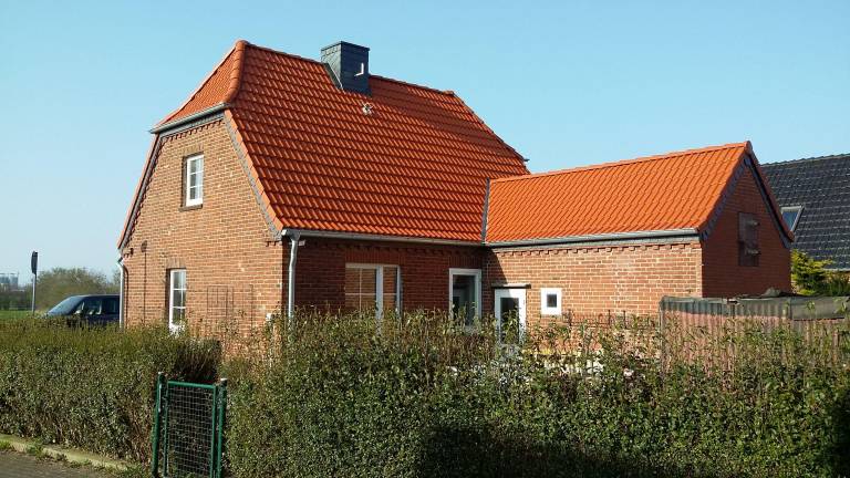 House with barbeque, yard & patio — photo 4
