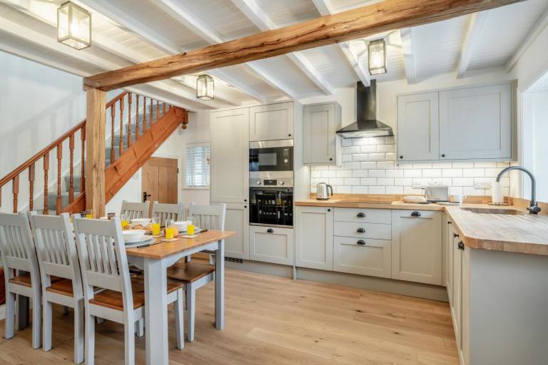 Fully equipped pleasant cottage with garden | Pets are welcome — photo 3
