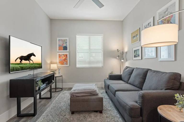 Condo Golden