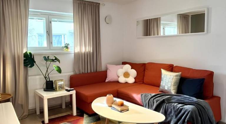 GuestFirst- Relax by the Sea 4 Min to Beach FREE Parking in Helsinki