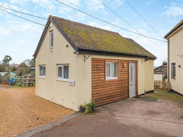 Cottage Hartpury