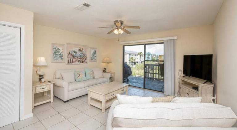 House | Next to the beach | Pets are welcome — photo 2