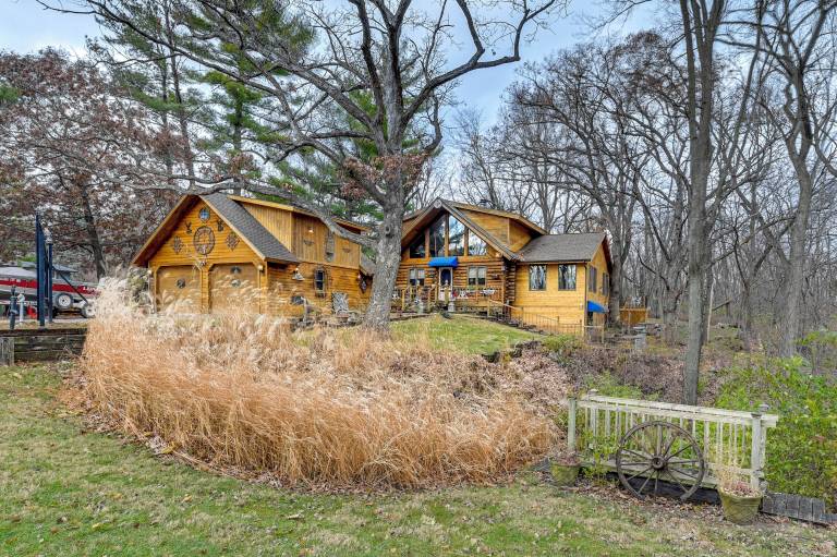 Cabin Johnston