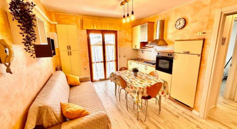 Holiday apartment with patio — photo 2