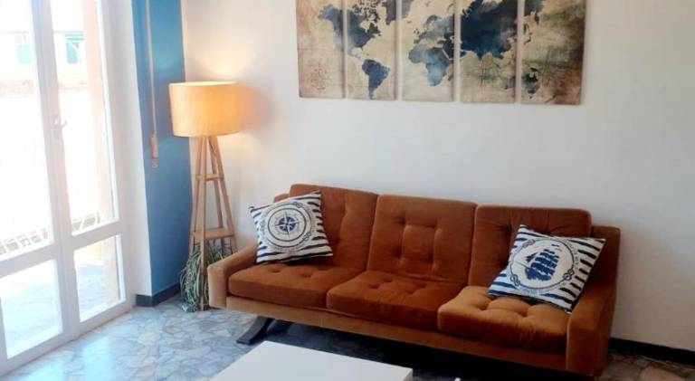 Rental apartment with 2 rooms for 6 persons in Chiavari