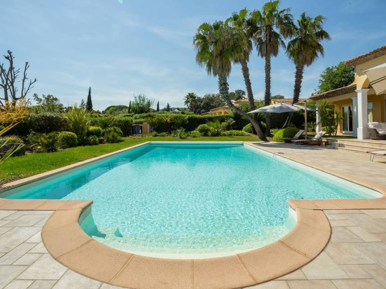 Vacation home with patio, garden & private pool | Good for workation — photo 5