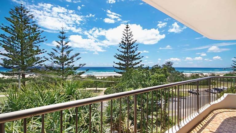 Apartment  Currumbin