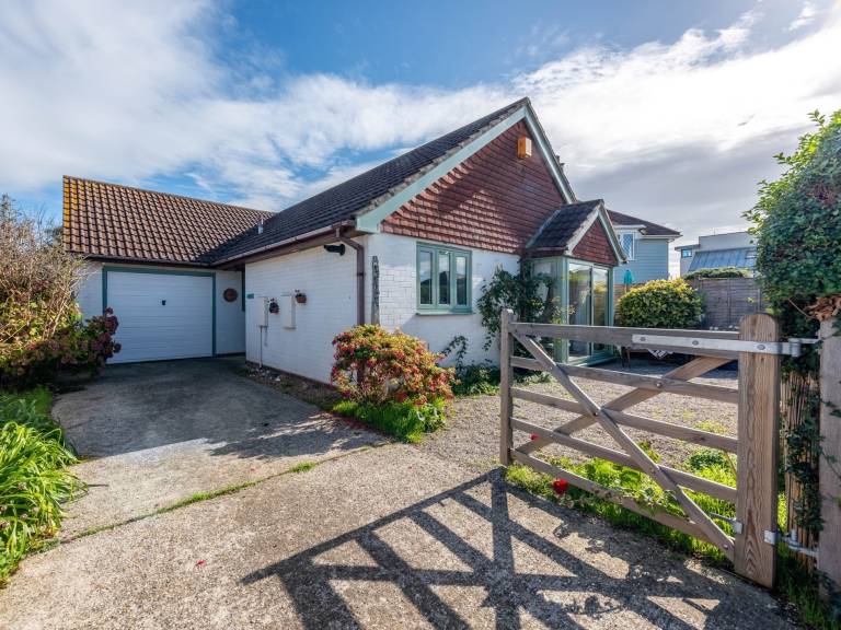 Cottage  Bognor Regis