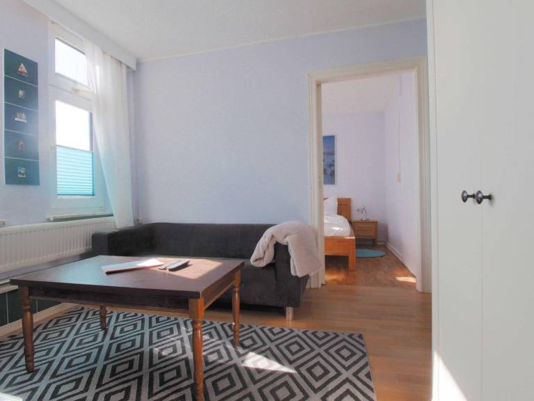 Komfortable Ferienwohnung in Villa Fortuna mit Strandnähe und Parkplatz — photo 2