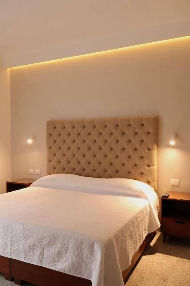 Alojamiento Roberto Amoros