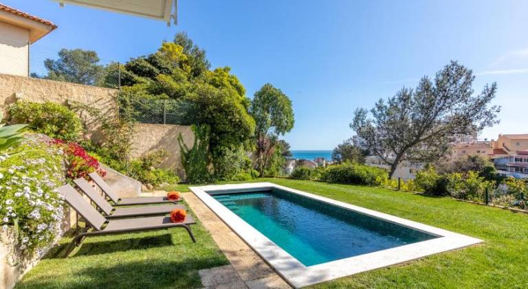 Fully equipped house with yard, jacuzzi & barbeque | Perfect for remote work | Pet-friendly — photo 3