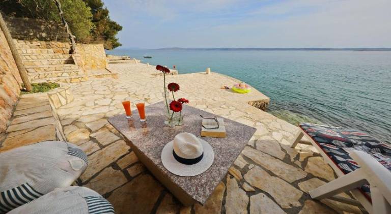 Holiday apartment with yard, grill & terrace — photo 5