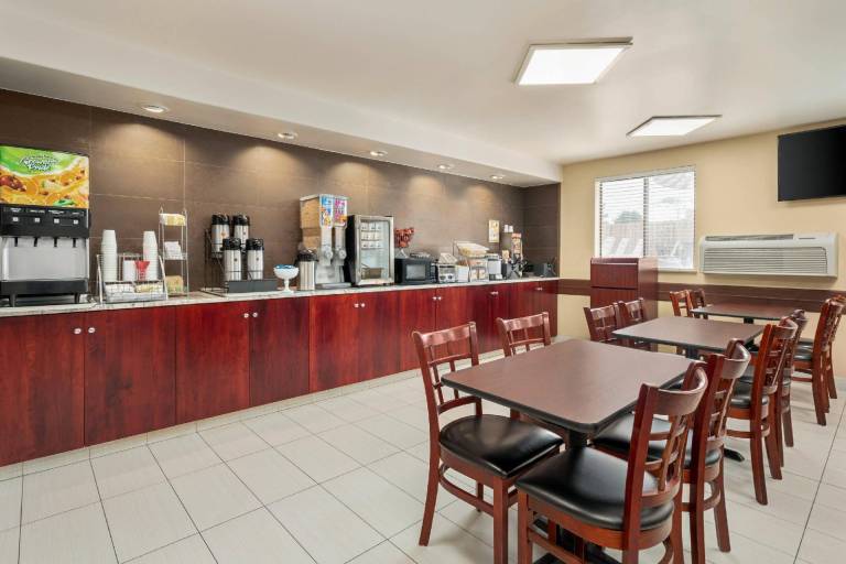 Quality Inn Wenatchee/Leavenworth — photo 4