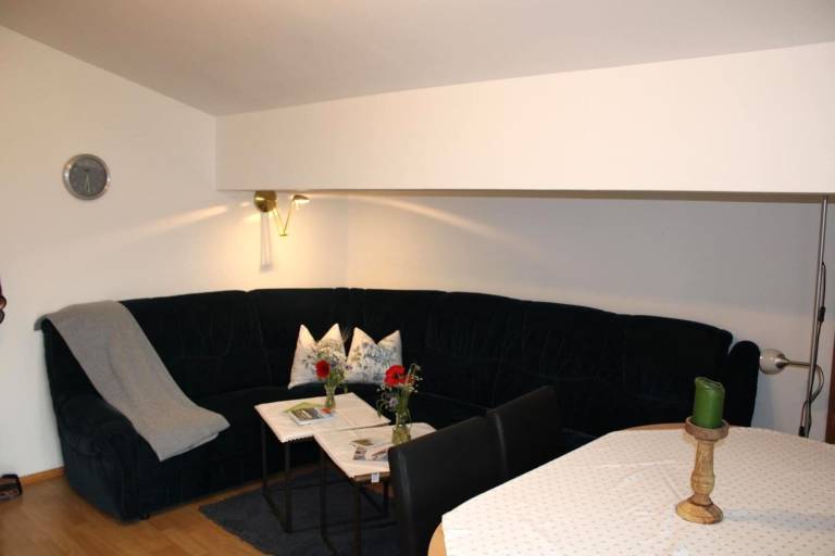 Charming apartment with pool & yard | Mountain view | Pets are welcome — photo 2