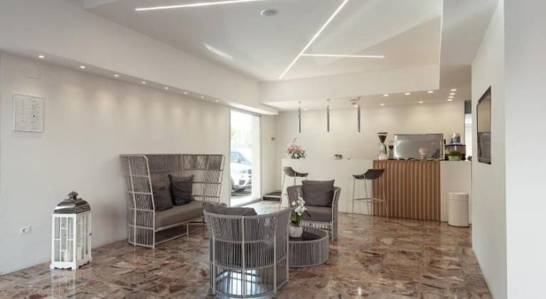 ADRIA BEACH HOTEL — photo 2