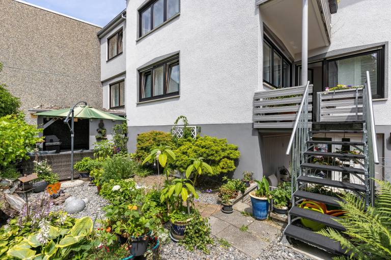 Premium Apartment 'Für Traufgängerle' with Private Terrace, Garden & Infrared Cabin — photo 3