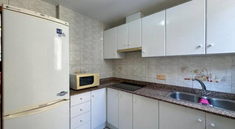 Holiday apartment with 3 rooms for 6 persons — photo 3