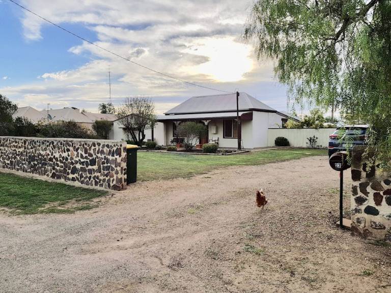 Cottage  Port Hughes