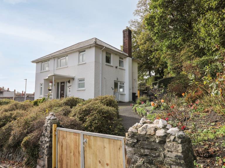 House Aberystwyth
