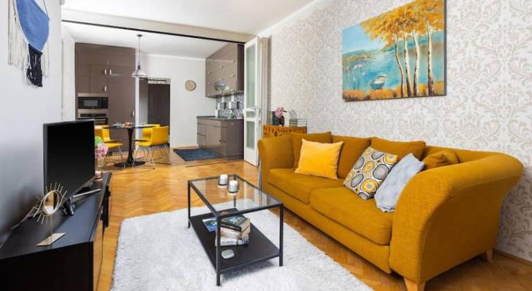 Apartment | Near Hungarian Parliament Building | Pets are welcome in Budapest