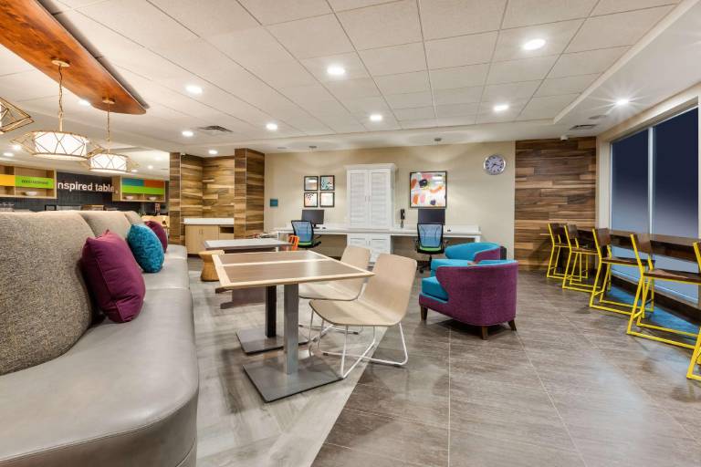Home2 Suites by Hilton Saginaw — photo 5