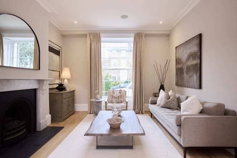 Cottage  London