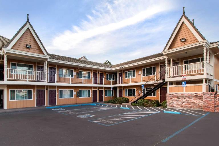 Ramada Bayside Inn & Suites Eureka in Eureka, CA