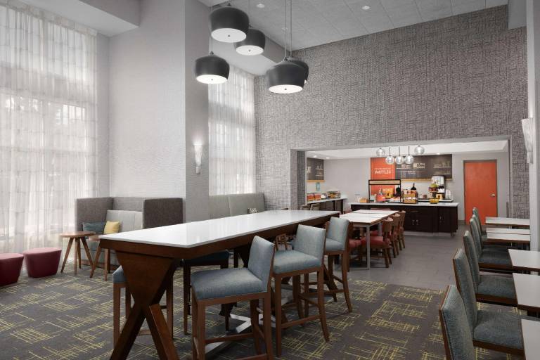 Hampton Inn & Suites Durham/North I-85 — photo 2