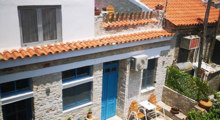 Vacation home with 1 room for 3 persons in Samos