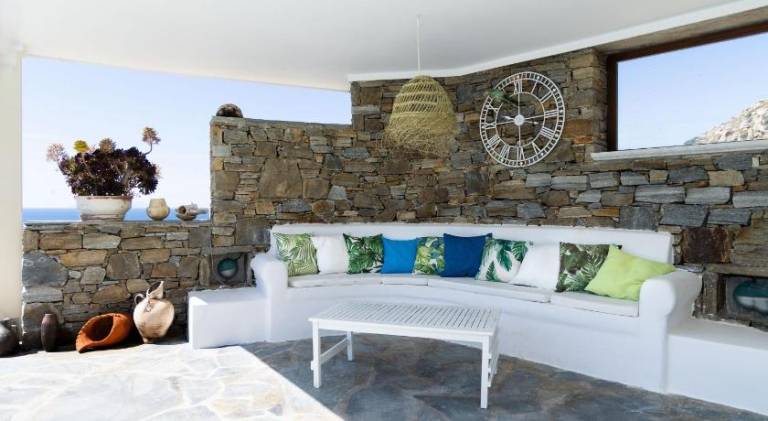 Villa with patio, garden & private pool | Suitable for remote work — photo 2