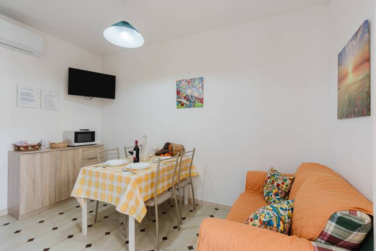 Apartment 'La Casa Di Anita Segesta - 1' with Private Terrace, Wi-Fi and Air Conditioning — photo 3