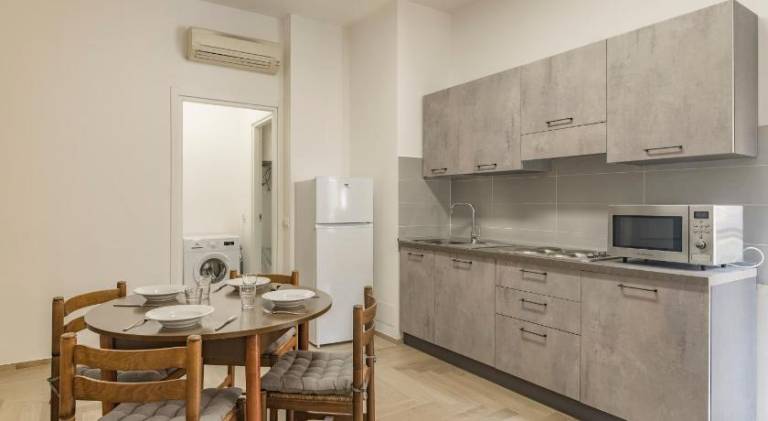 Apartment with 2 rooms for 6 persons — photo 4