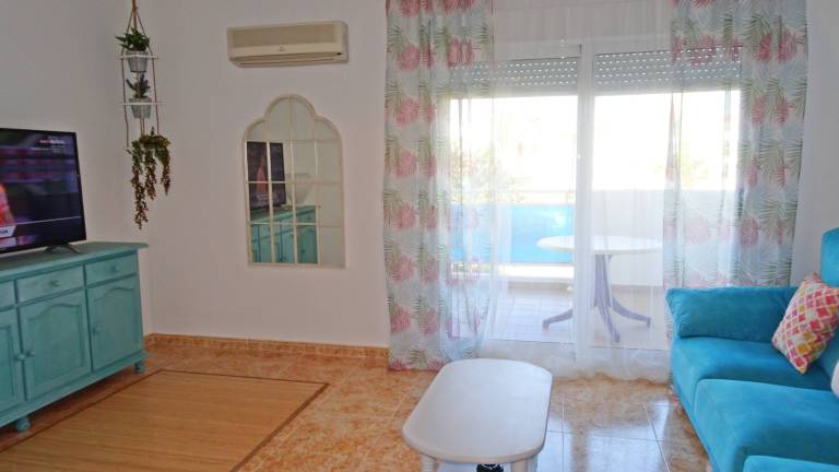 Rental apartment with terrace, pool & garden — photo 5