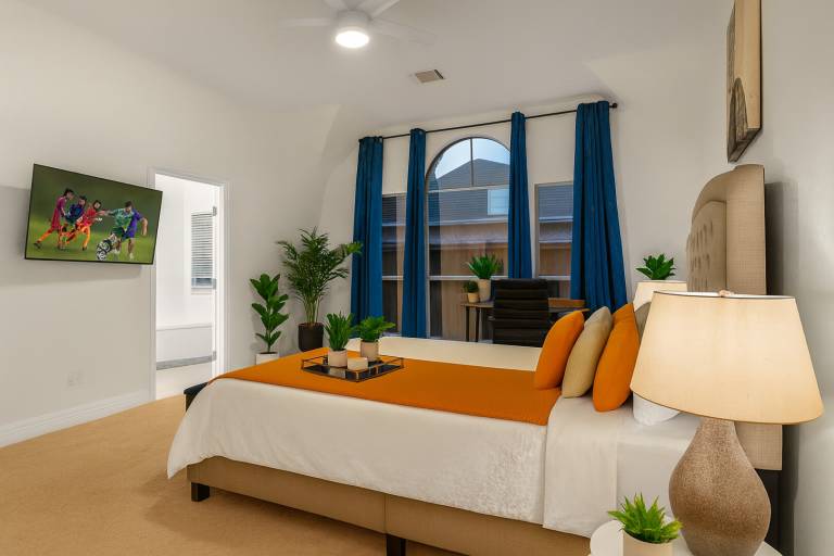 Children-friendly big vacation home with garden | Pet-friendly in Frisco, TX