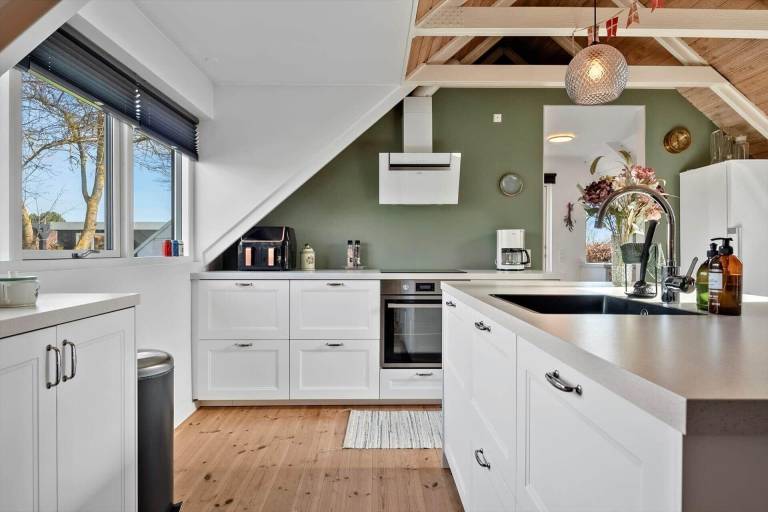Fully equipped wonderful vacation home with barbeque & patio | Dogs allowed — photo 2