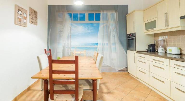 Fully equipped rental apartment | Close to Dohány Street Synagogue | Perfect for remote work | Pets allowed — photo 2