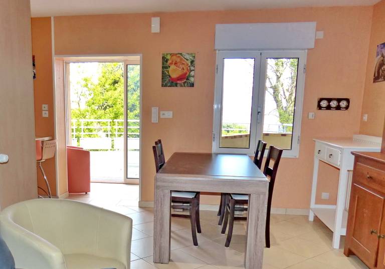 Gite with patio, yard & barbecue | Beach nearby | Dogs allowed — photo 4