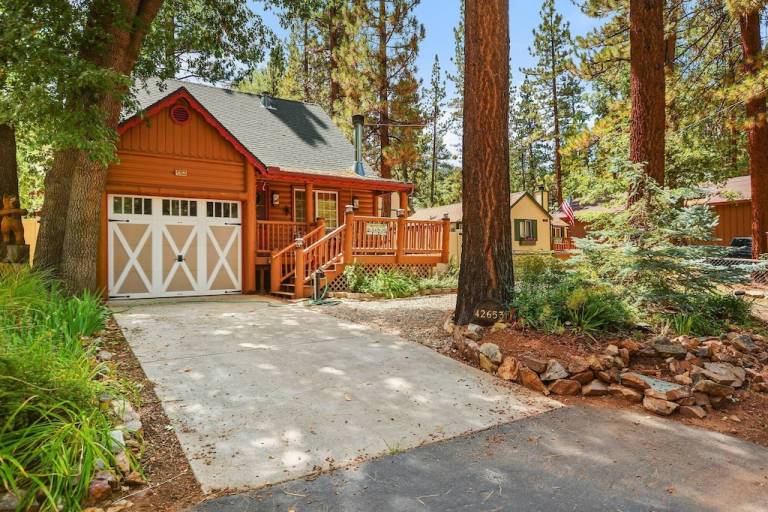 Cabin Snow Summit Ski Resort
