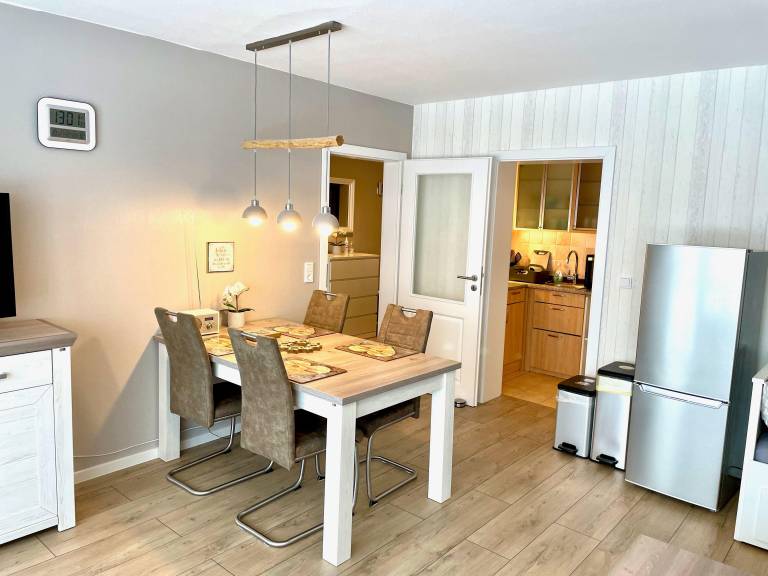 Holiday apartment with yard & patio — photo 3